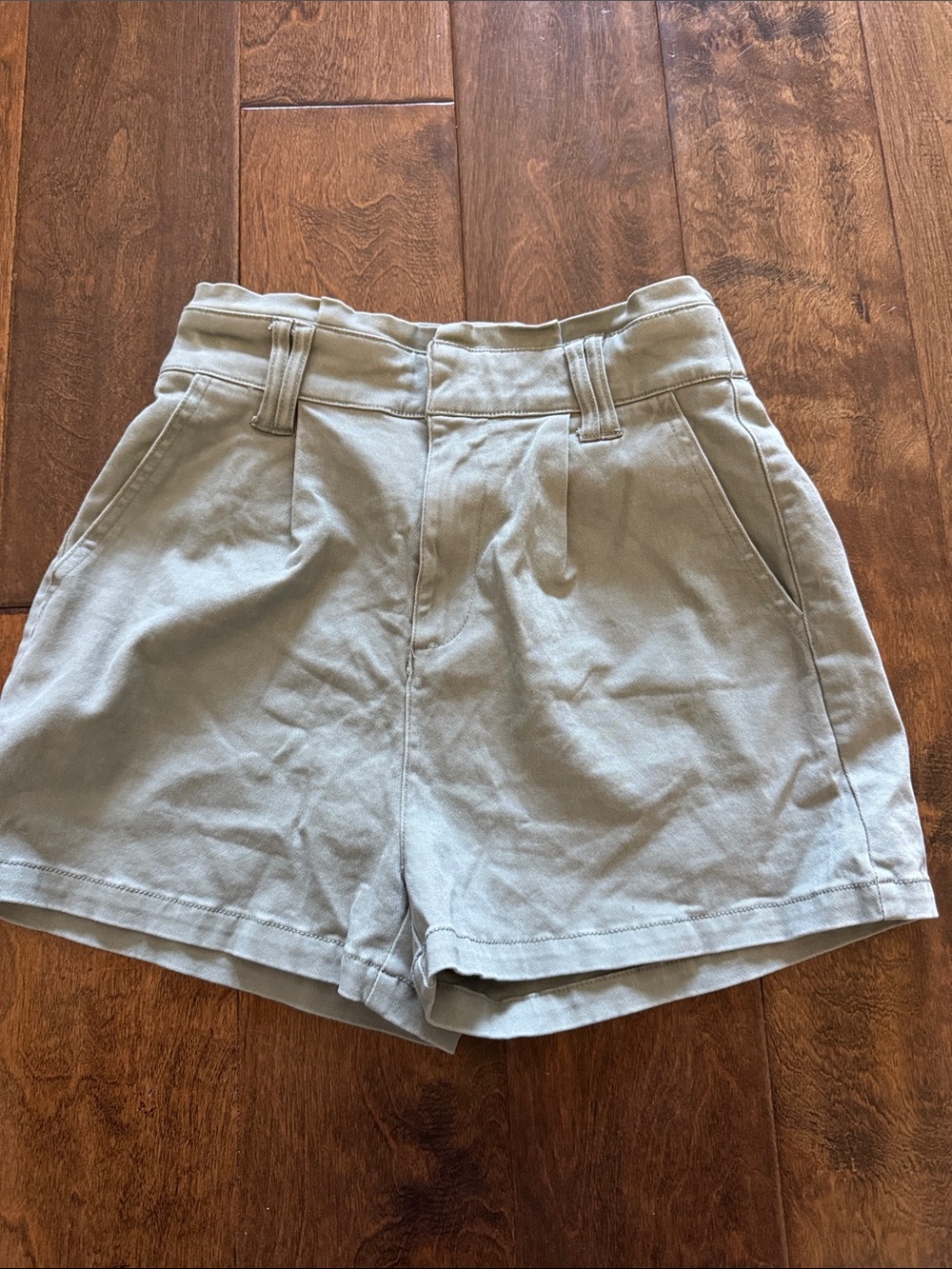 Francesca's Collections High-Waist Shorts in Sage